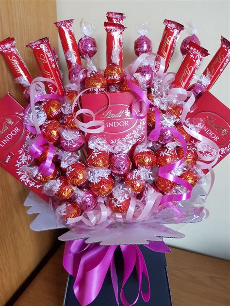 Lindt Lindor Chocolate Bouquet with a hint of strawberries and cream ...