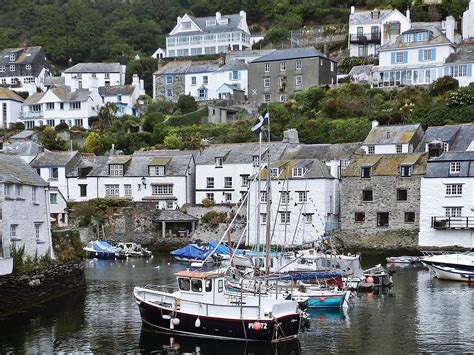 Mike's Cornwall: Photos Of Polperro Harbour, Cornwall And Its Boats and Cottages