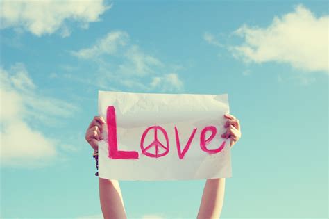 30+ Peace Sign HD Wallpapers and Backgrounds