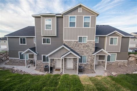 3 Bed Townhome with Great Amenities! - House Rental in Herriman, UT | Apartments.com