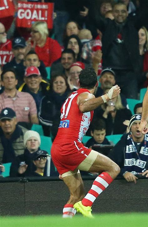 MPs back Goodes as controversy surrounds ‘war dance’ | Herald Sun