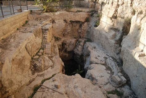 Cave_of_the_Patriarchs_-_panoramio | Torah and Science