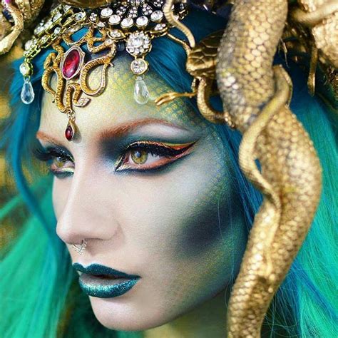 Perfect Medusa! 👍 | Halloween makeup looks, Halloween costumes makeup ...