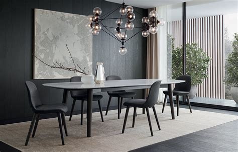 Modern classic dining room