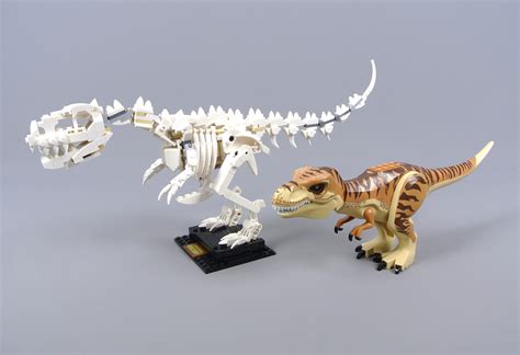 21320 Dinosaur Fossils | Brickset | Flickr