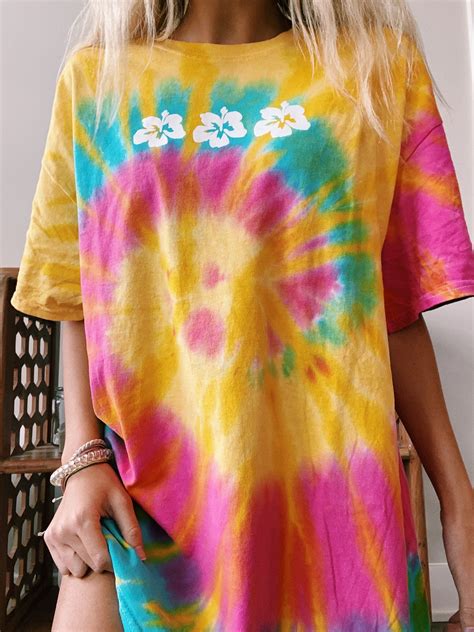 “SUMMER CAMP” TIE DYE TEE | Tie dye shirts, Tie dye shirts patterns, Tie dye t shirts