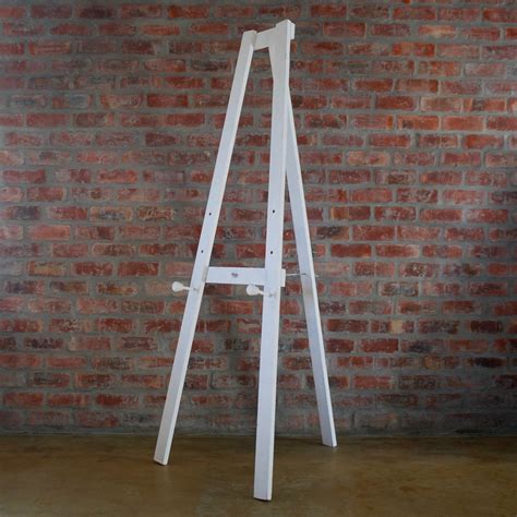 Wooden Easel White Large - Best Events - Dine, Décor and Tent Solutions