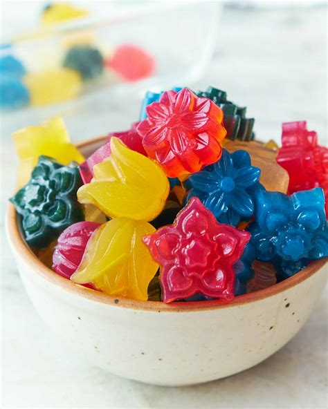 Vegan Fruit Gummies | STUPIDLY EASY 3 Ingredients Recipe