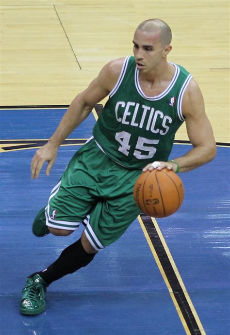 File:Carlos Arroyo Celtics.jpg - Wikipedia, the free encyclopedia