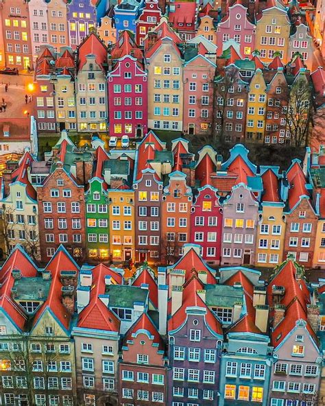 Solve Gdansk, Poland. jigsaw puzzle online with 99 pieces