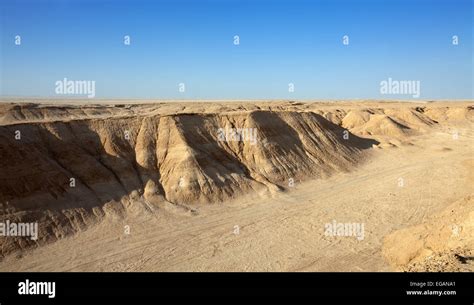 Sahara Desert in Tunisia Stock Photo - Alamy