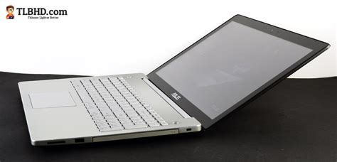 Asus N550 / N550JV / N550JK review - a sleek multimedia notebook