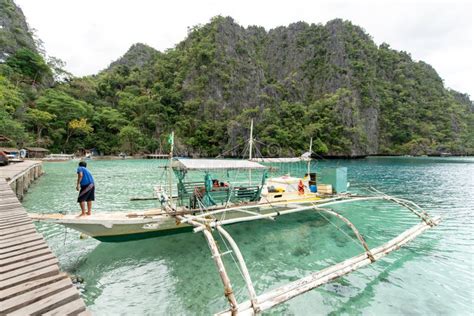 Best Tour Spot Kayangan Lake in Coron, Palawan Stock Image - Image of vacation, coron: 134076073