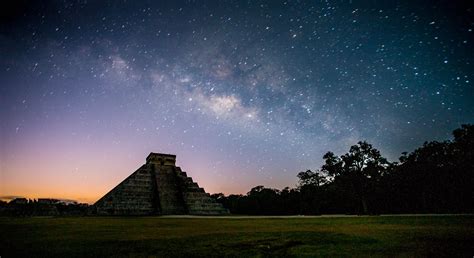 CHICHEN ITZA SUNRISE SPECIAL ACCESS | Bushman Photo