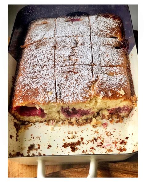 Plum Kuchen