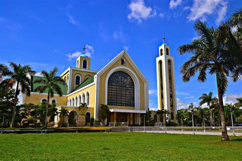 Peñafrancia Basilica Minore - Camarines Sur