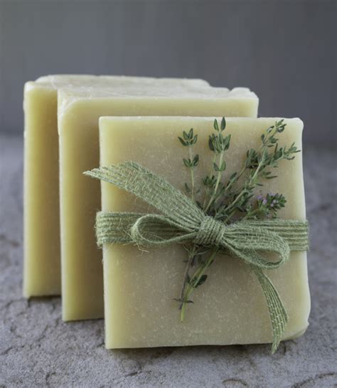 Guest Post: Thyme & Witch Hazel Facial Bar DIY - Soap Queen