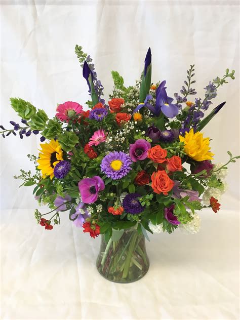 Going Wild in Oregon City, OR | Herbst Hilltop Florist