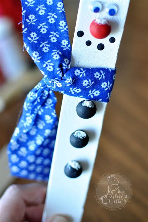 Funky Polkadot Giraffe: January Fun: Paint Stick Snowman