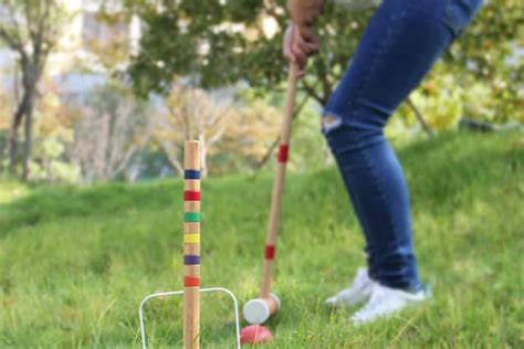 Outdoor Lawn Games: DIY and Inexpensive Lawn Games - 31 Daily