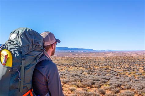 What to Expect When Hiking Utah's Coyote Gulch