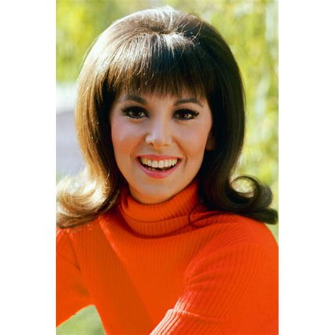 Marlo Thomas That Girl Color 24X36 Poster - Walmart.com - Walmart.com