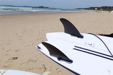 The Science of Surfboard Fins: Types, Materials, and Design