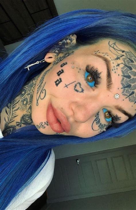 ‘Dragon Girl’ goes blind tattooing eyeballs | Eyeball tattoo, Girl ...