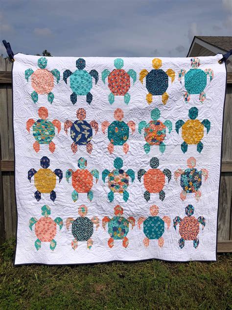 Honu Quilt | Turtle quilt, Quilts, Hawaiian quilts