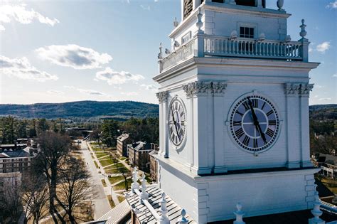 Undergraduates' Return to Campus Will Be Delayed | Dartmouth