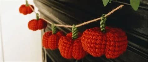 Crochet Pumpkin Garland Free PDF Pattern