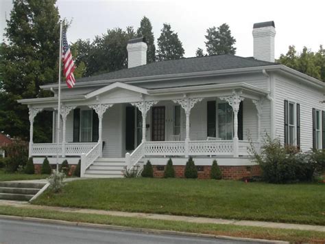 Charming Historic Homes in Kernersville