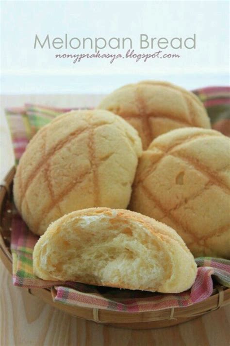 Melonpan | Melon bread, Yummy food, Sweet buns