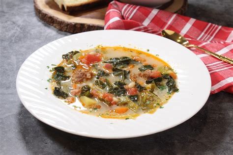 Tuscan Soup | Pasquale Sciarappa Recipes | Recipe | Tuscan soup, Chicken dinner recipes, Soup ...