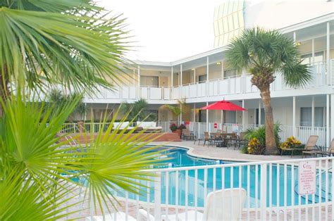 Collins Hotel, Miami Beach – Updated 2024 Prices