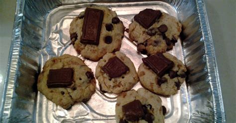 Hershey chocolate bar cookies Recipe by candycane87 - Cookpad