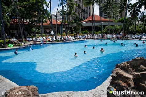 17 Best images about Hilton Hawaiian Village on Pinterest | Resorts ...