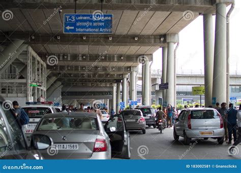 Chennai Airport Arrivals T-3 Editorial Photo - Image of pick, point ...