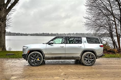 2023 Rivian R1S Launch Edition Review: Not Intuitive but Worth the Effort