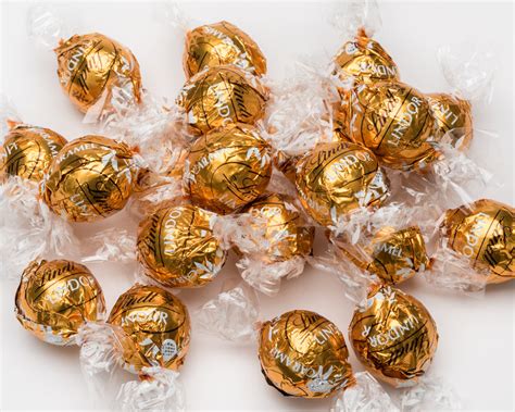 Lindt Lindor Caramel – The Chocolate Emporium