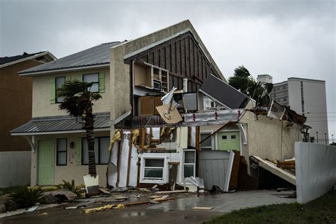 Photos: Hurricane Michael rips through the Florida Panhandle - Vox