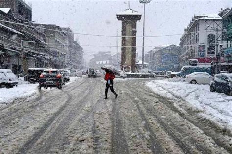 Jammu Kashmir snowfall weather conditions coldwave North India – India TV