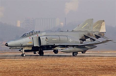 A pair of South Korean Air Force McDonnell Douglas F-4E Phantom II ...