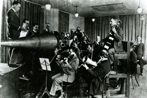 The three eras of pre-digital recording in 18 photos (1877 - 1975) - - Mixmag