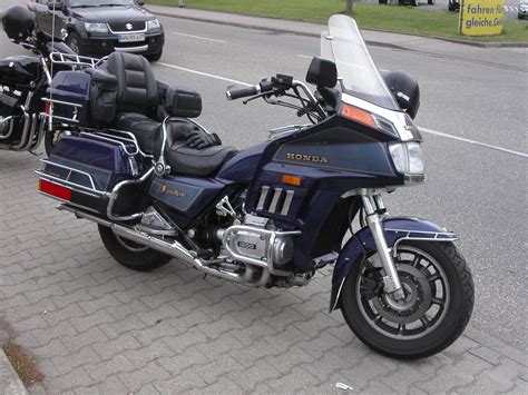 File:Honda Gold Wing 1200.JPG - Wikipedia