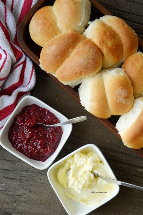 Rhodes Rolls Copycat Recipe - The Idea Room