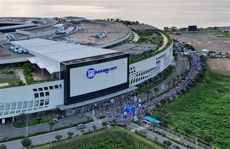 Over 9500 Runners Join SM2SM Run 11 at SM Seaside City Cebu | SM Supermalls | SM Supermalls