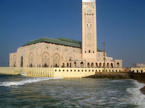 Premium Photo | The hassan ii mosque is a mosque in casablanca