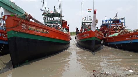 Incredible Fishing Boats In Indian River | Indian Boat | My Bengal ...