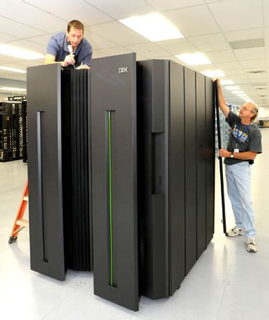 Application & Uses of Mainframe Computers